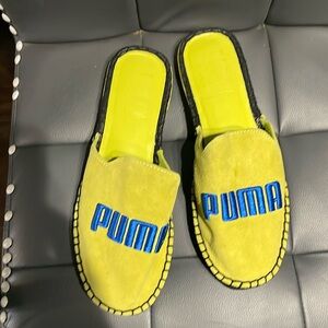 Rhianna Puma Fenty suede slides. Size 9.5 Brand new never worn.